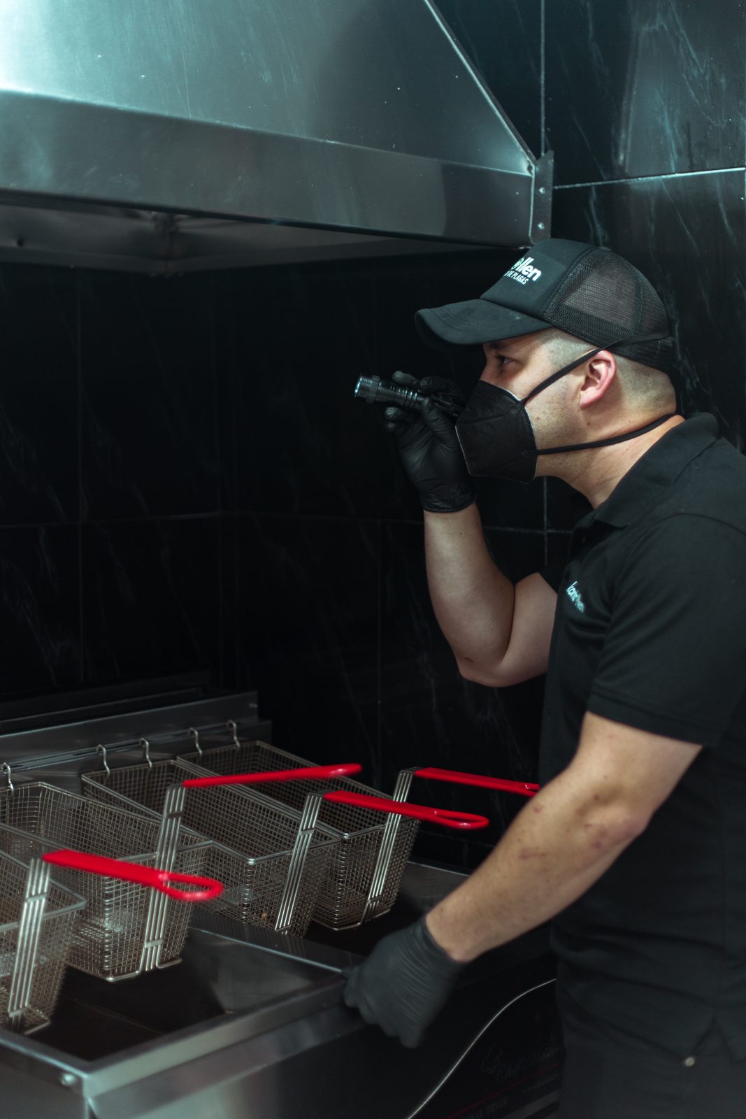 Equipo Kontrollen en inspección técnica